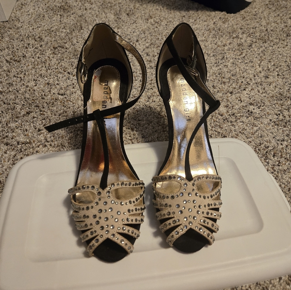 Elegant Black and Tan Women's Heels- Steve Madden